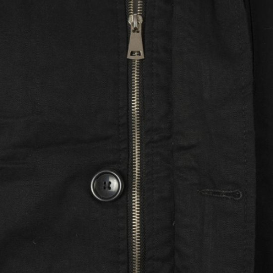 Καπαρτινέ μπουφάν