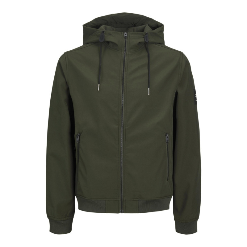 Μπουφάν Softshell με patch στο μανίκι,της Jack %26Jones.Κατασκευασμένο από εξαιρετικής ποιότητας αδιάβροχο συνθετικό ύφασμα, επενδυμένο με gel σιλικόνης και fleece φόδρα,εγγυάται να σε κρατήσει ζεστό και άνετο τις βροχερές μέρες του χρόνου παρόλο το σχετικά μικρό του βάρος.